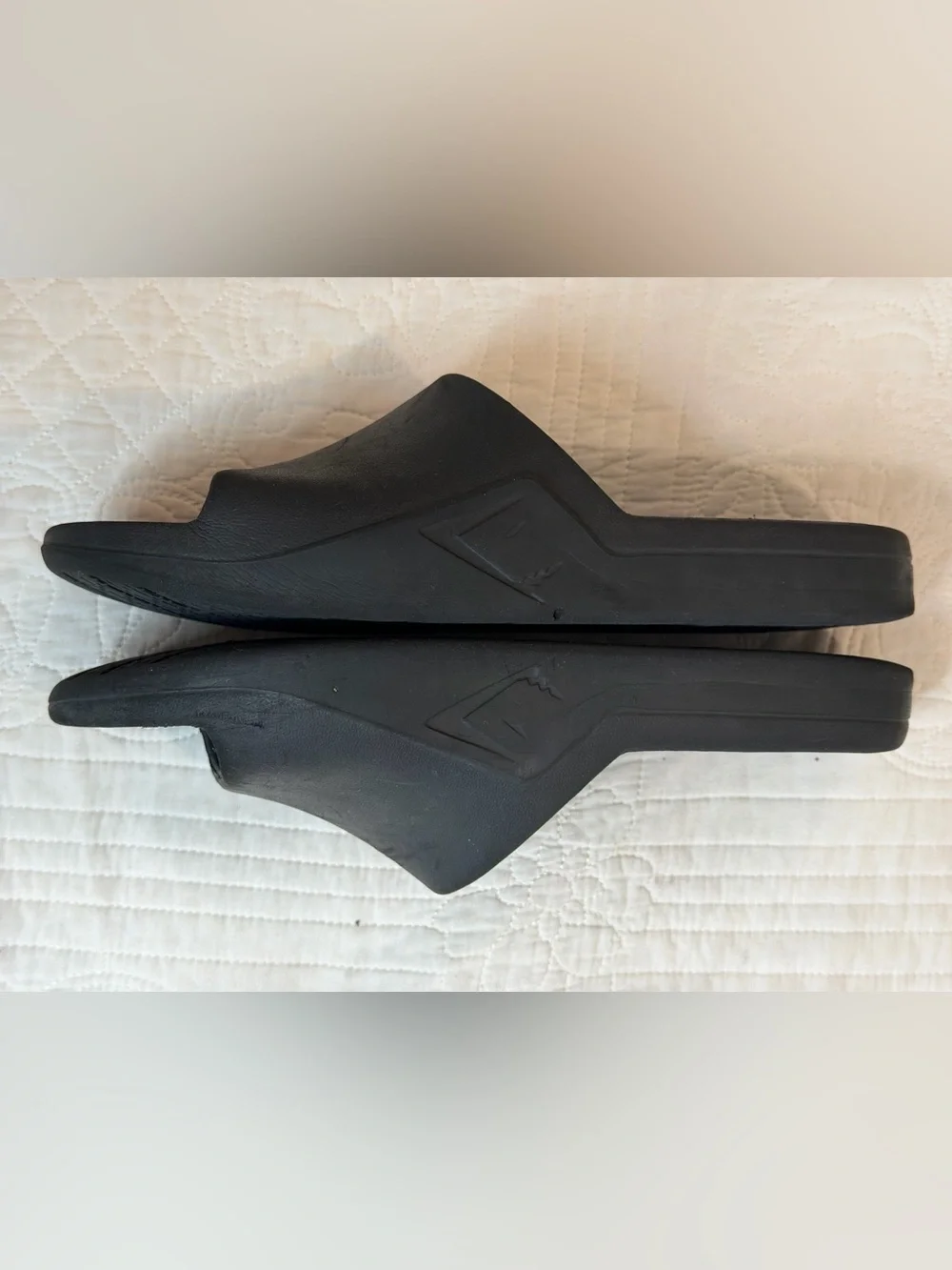 Gymshark Unisex Rest Day Slice Sandals Black Mens 10 Women’s 11 Comfy Shoe